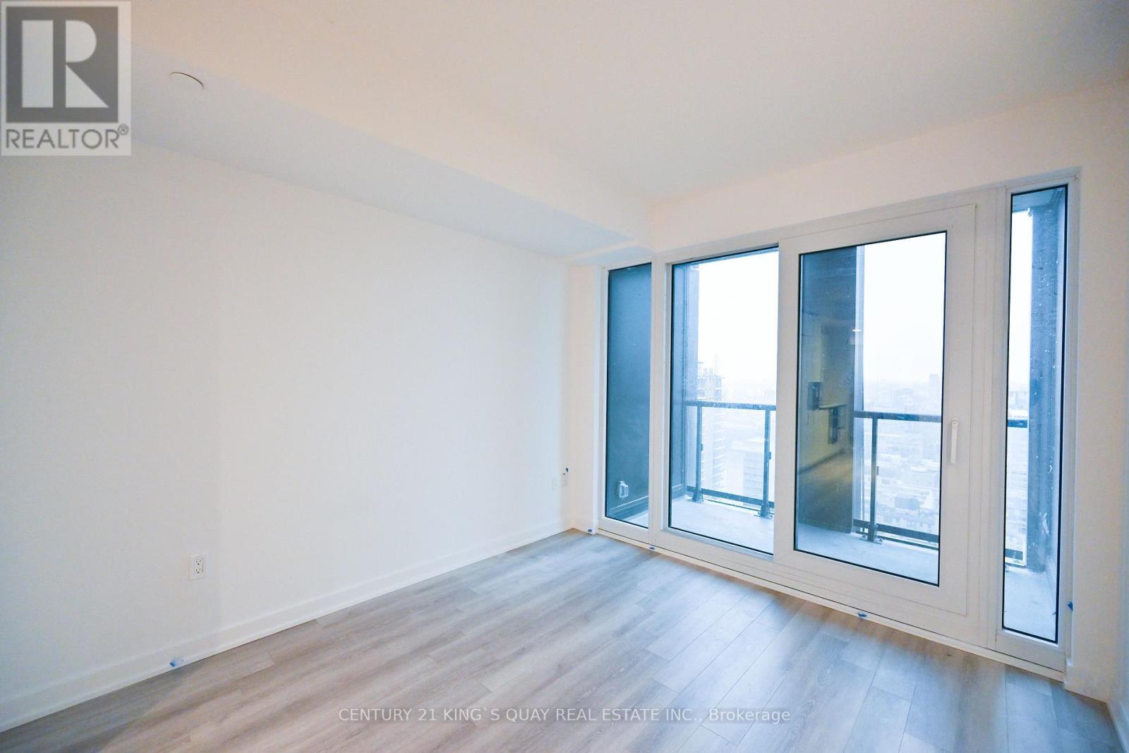 3410 - 238 Simcoe Street, Toronto, ON - Indoor Photo Showing Other Room