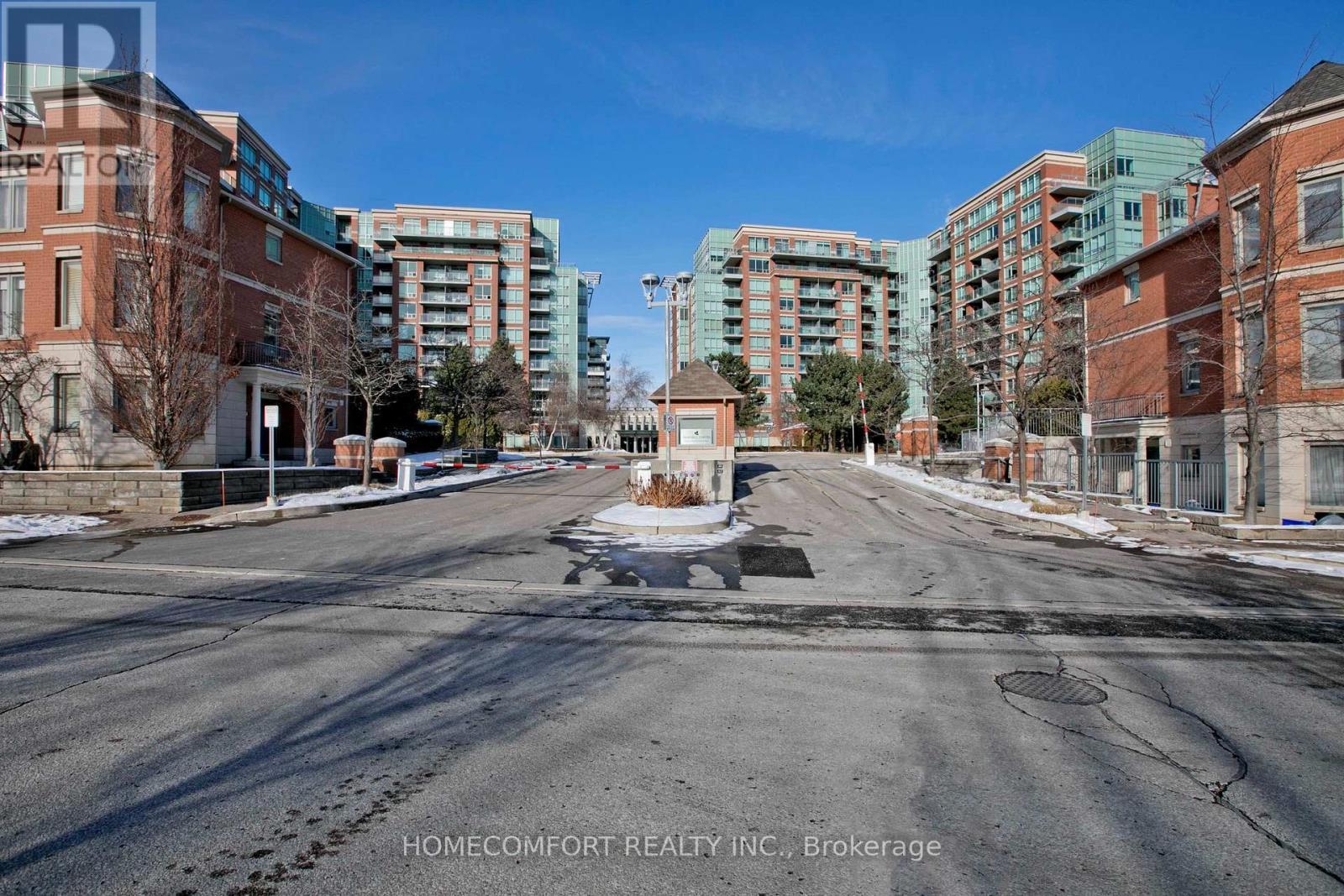 109 - 62 Suncrest Boulevard, Markham, ON - Outdoor With Facade