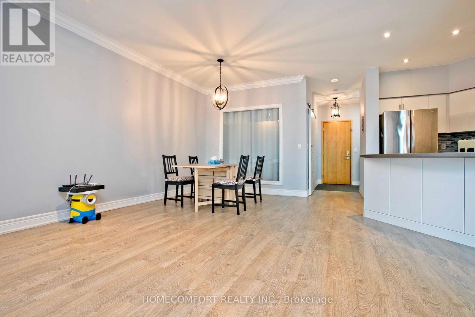 109 - 62 Suncrest Boulevard, Markham, ON - Indoor