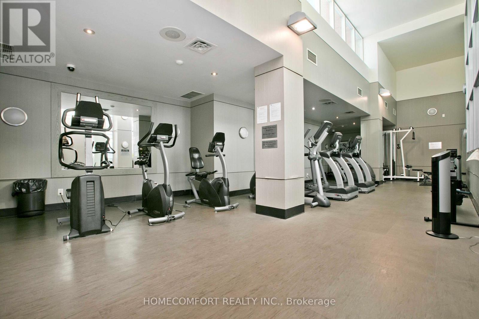 109 - 62 Suncrest Boulevard, Markham, ON - Indoor Photo Showing Gym Room