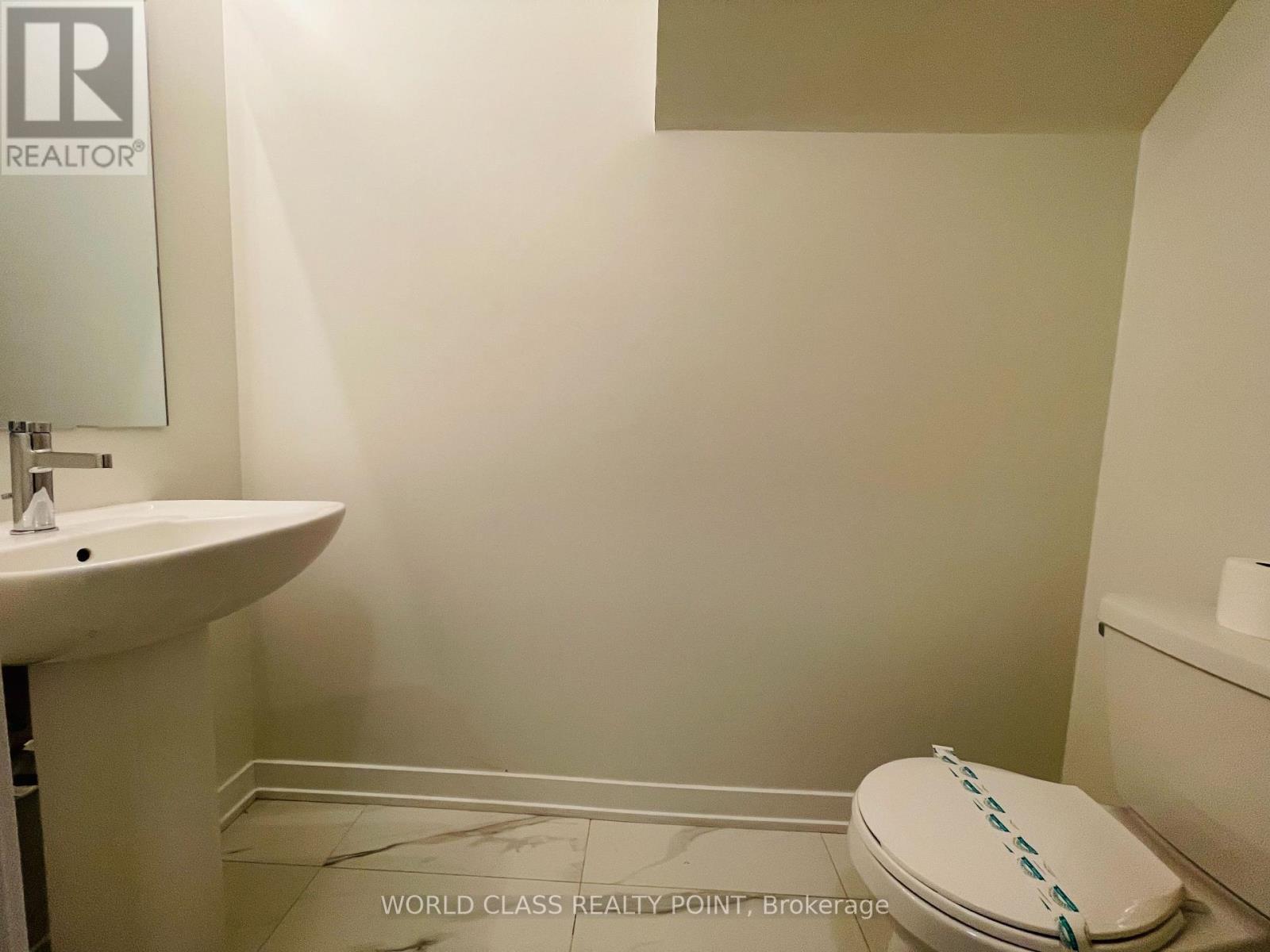15 - 3425 Ridgeway Drive, Mississauga, ON - Indoor Photo Showing Bathroom