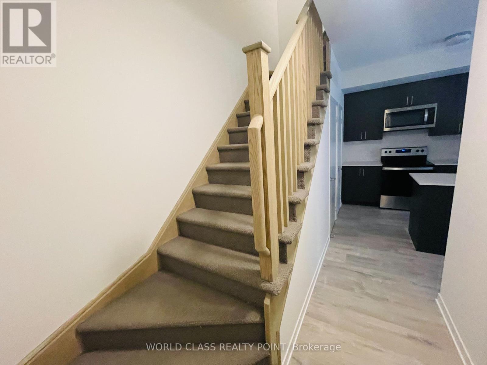 15 - 3425 Ridgeway Drive, Mississauga, ON - Indoor Photo Showing Other Room