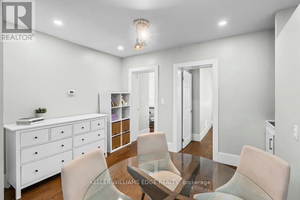 18 Park Row N, Hamilton, ON - Indoor