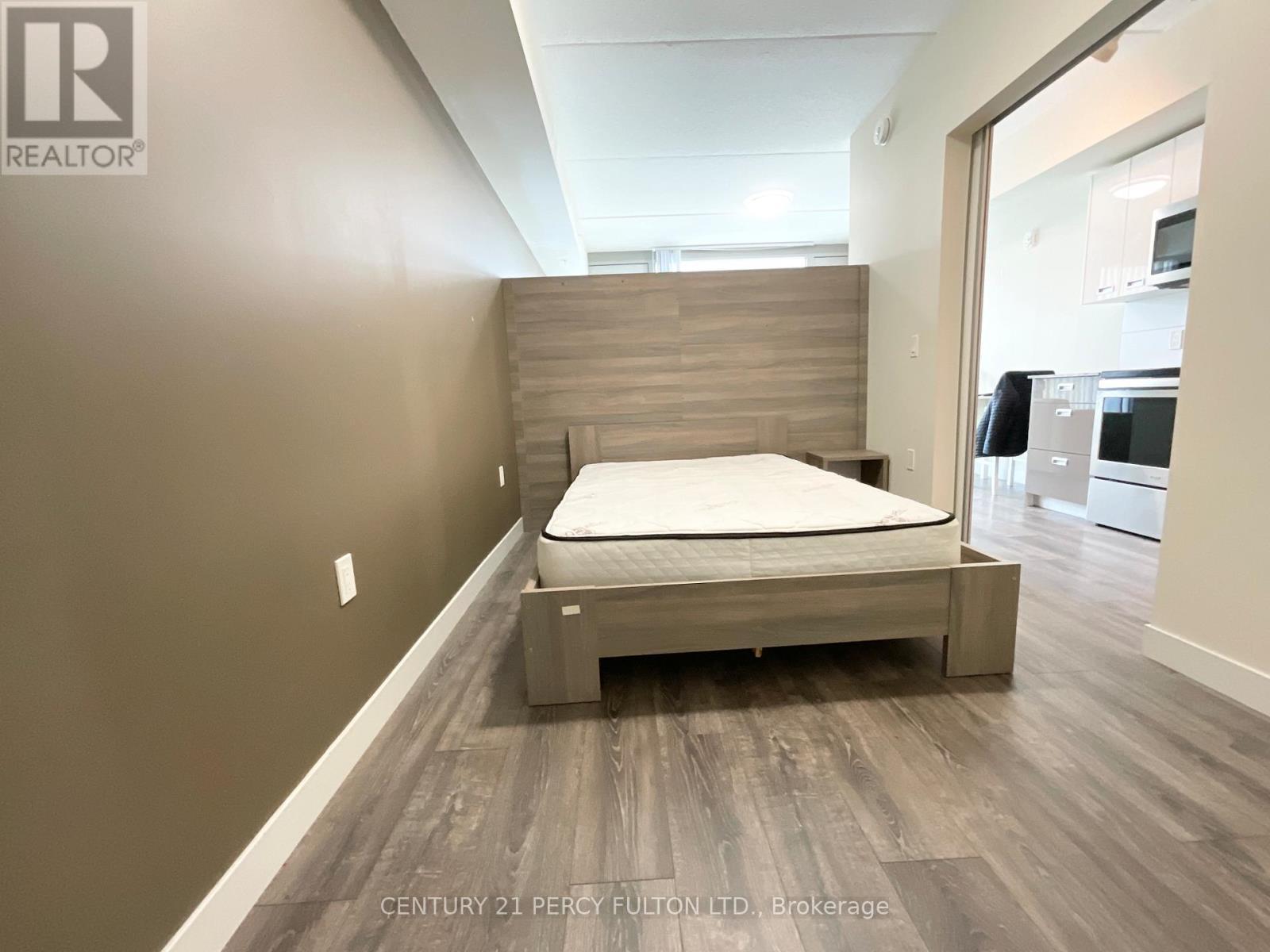 302 - 257 Hemlock Street, Waterloo, ON - Indoor