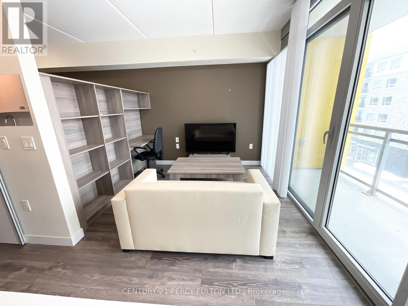 302 - 257 Hemlock Street, Waterloo, ON - Indoor