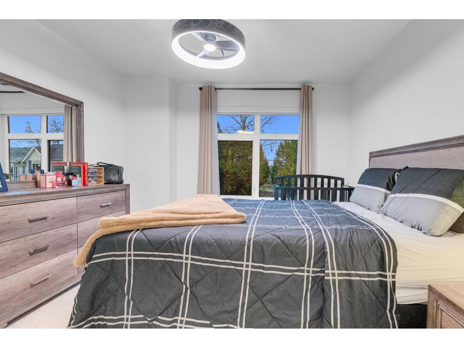226 6951 204 Street, Langley, BC - Indoor Photo Showing Bedroom