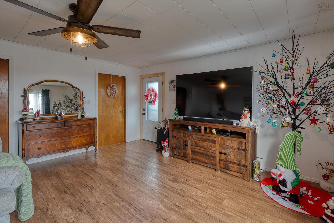 87 Pool Road, Sheet Harbour, NS