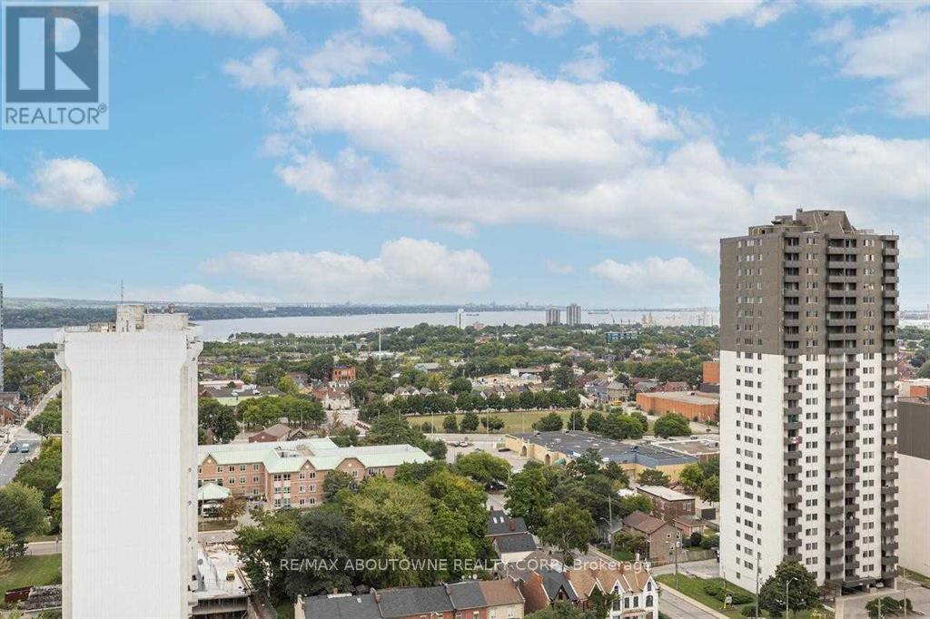 1509 - 15 Queen Street S, Hamilton, ON - Outdoor With View