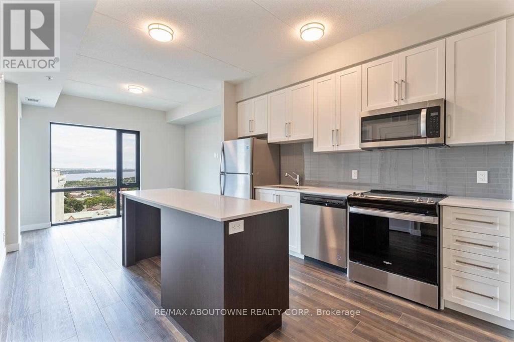 1509 - 15 Queen Street S, Hamilton, ON - Indoor Photo Showing Kitchen With Stainless Steel Kitchen With Upgraded Kitchen