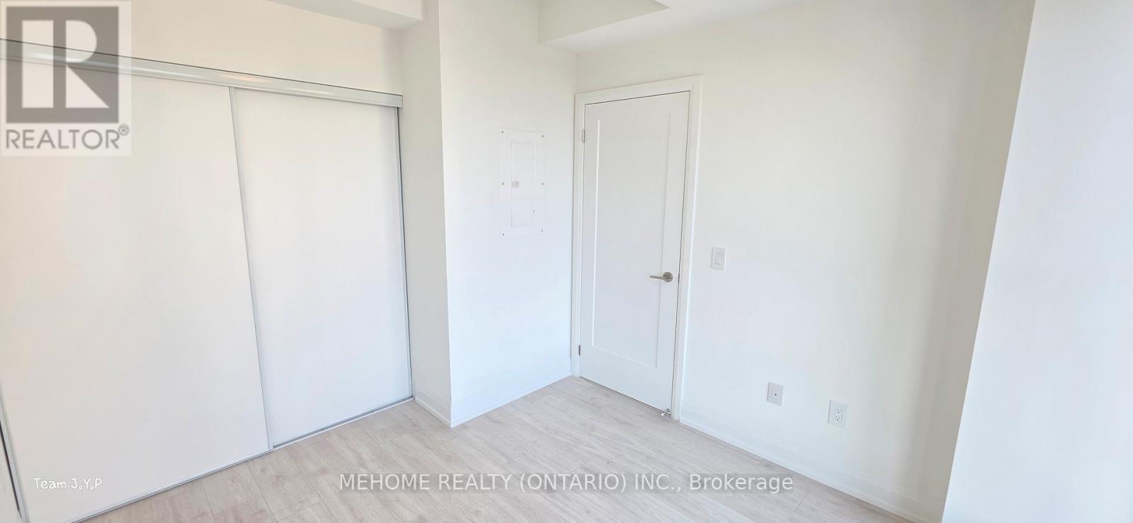 1102 - 20 Soudan Avenue, Toronto, ON - Indoor Photo Showing Other Room