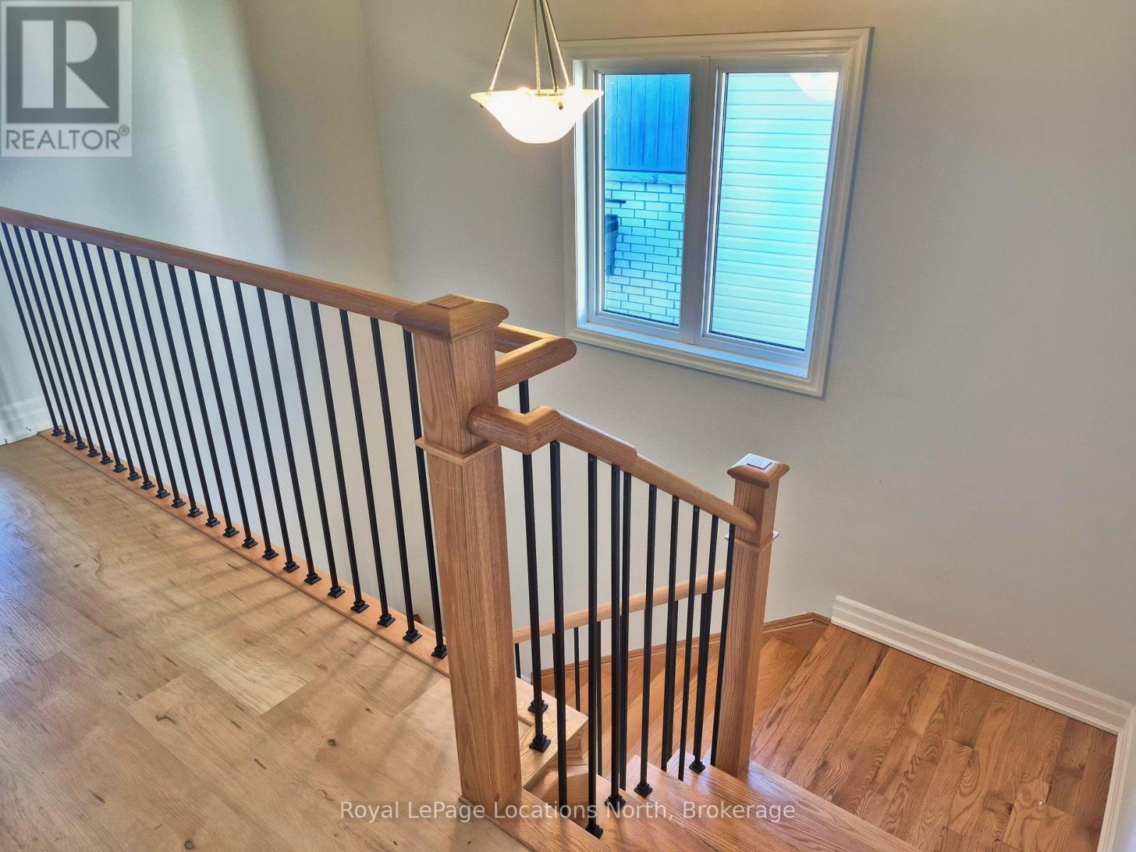 158 Union Boulevard, Wasaga Beach, ON - Indoor Photo Showing Other Room