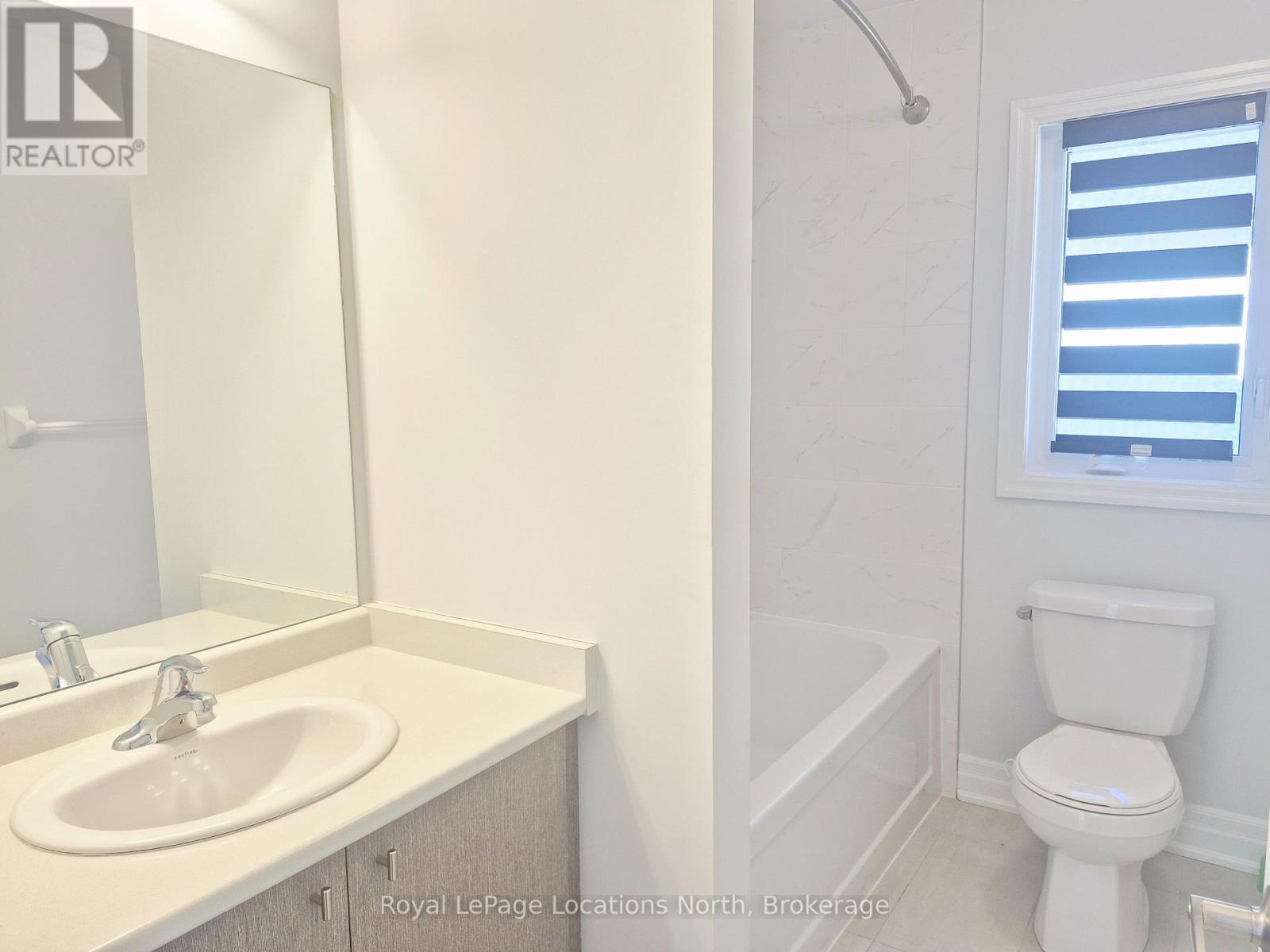 158 Union Boulevard, Wasaga Beach, ON - Indoor Photo Showing Bathroom