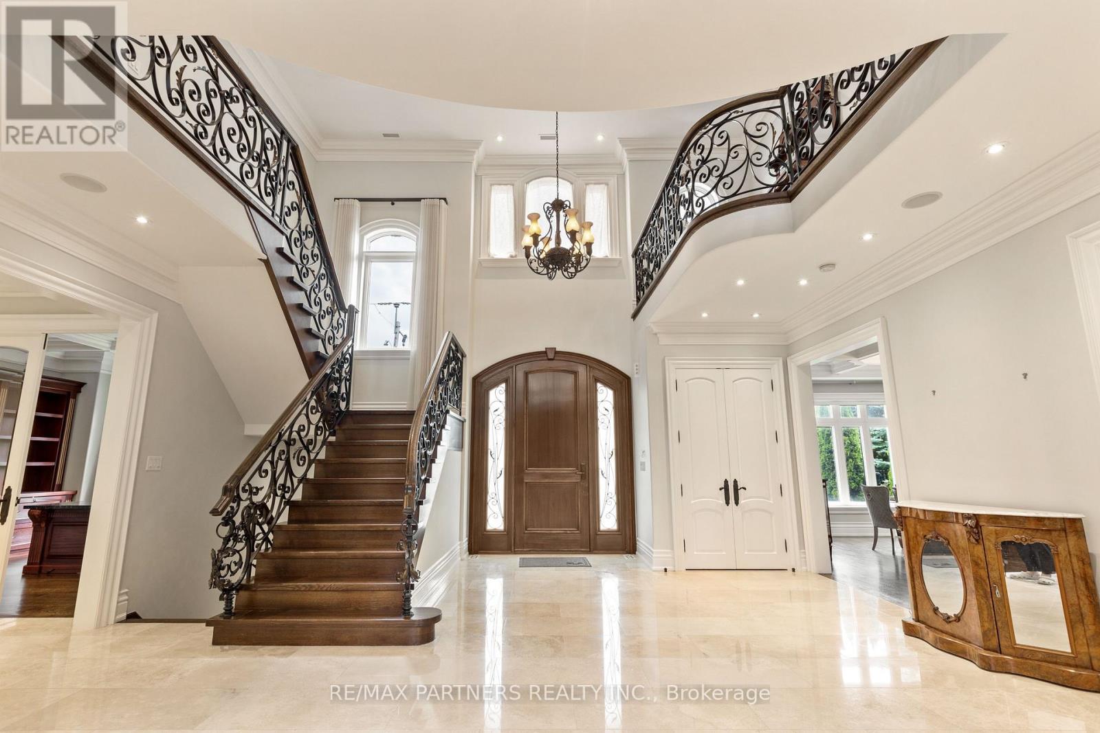 68 Maple Grove Avenue, Richmond Hill, ON - Indoor Photo Showing Other Room