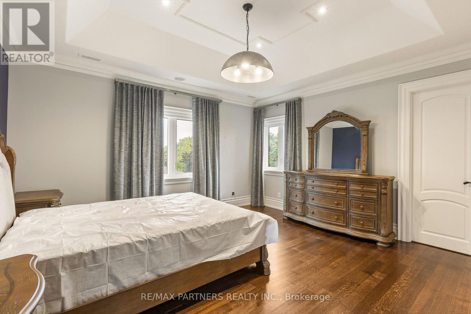 68 Maple Grove Avenue, Richmond Hill, ON - Indoor Photo Showing Bedroom