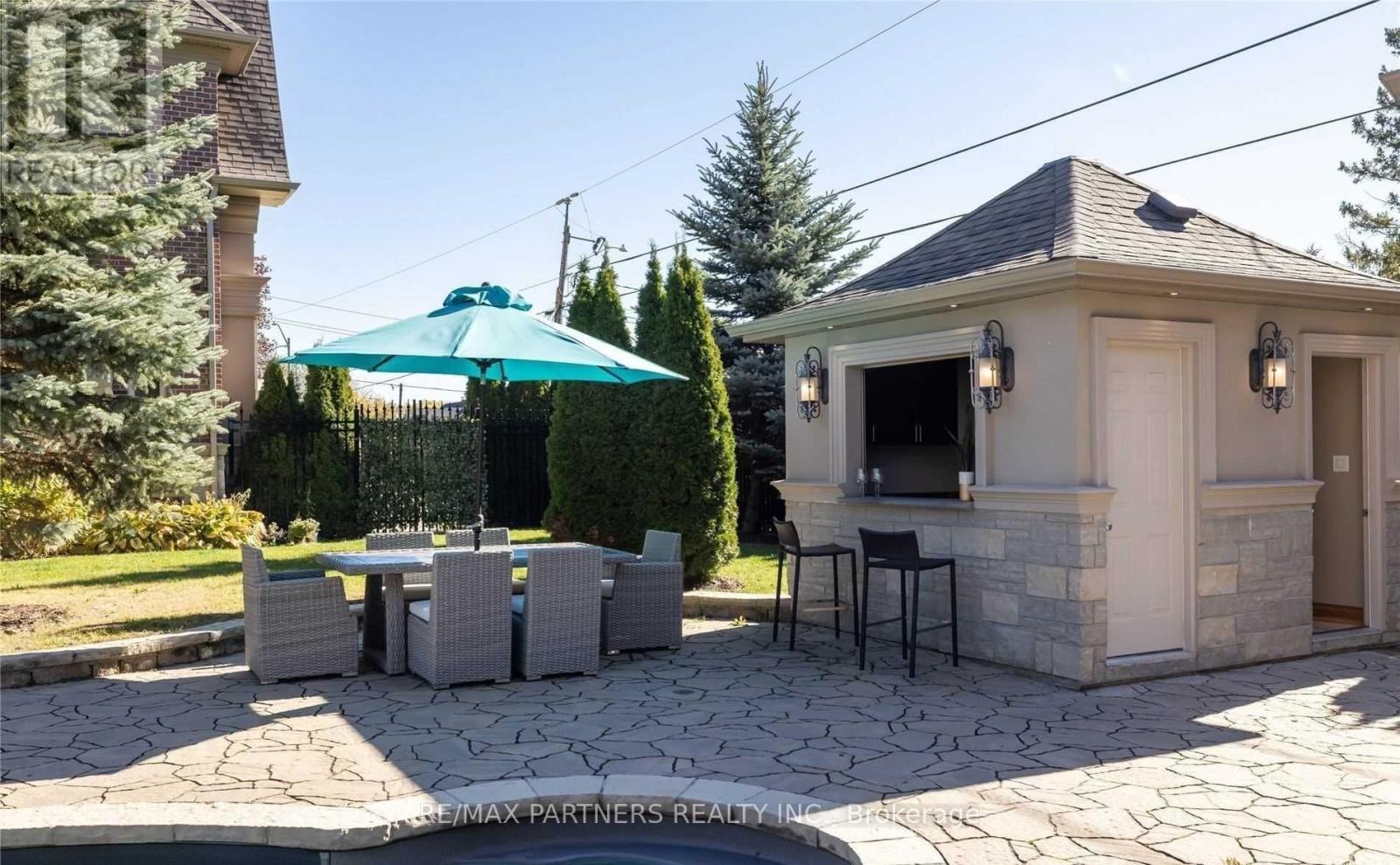 68 Maple Grove Avenue, Richmond Hill, ON - Outdoor