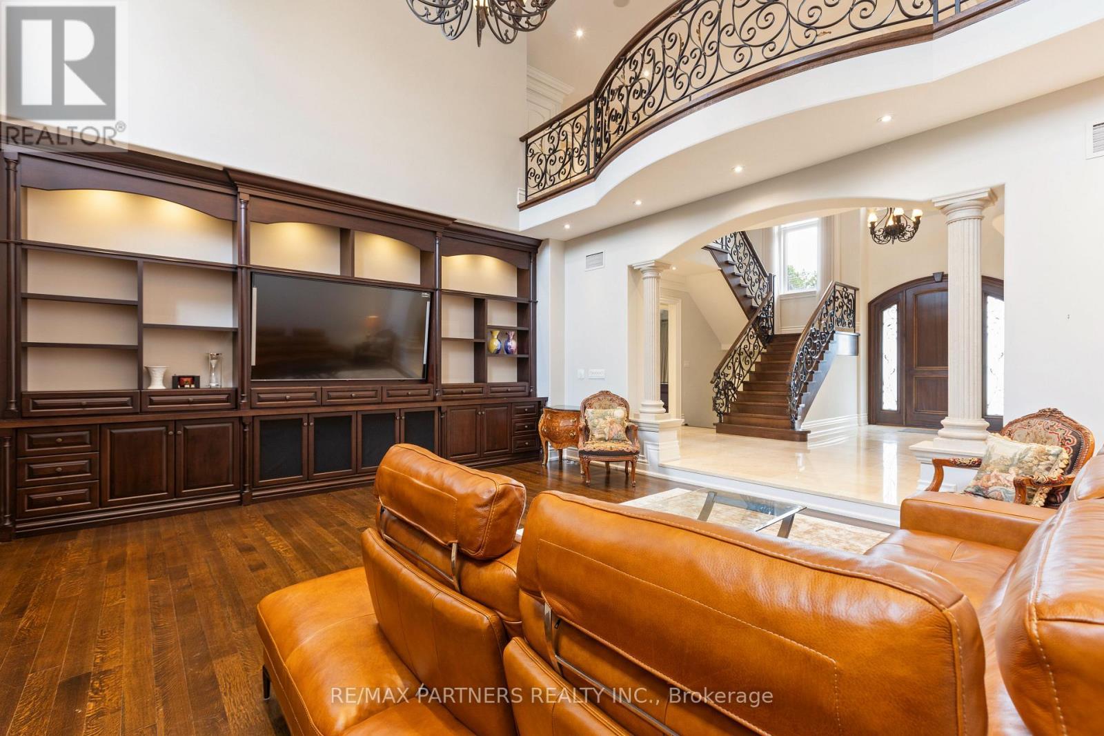 68 Maple Grove Avenue, Richmond Hill, ON - Indoor