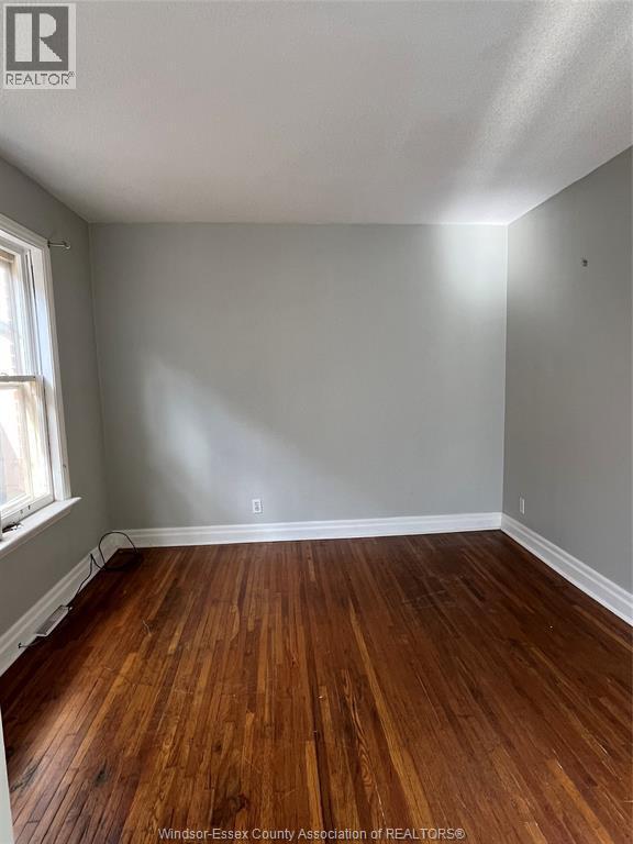 719 Erie Street East, Windsor, ON - Indoor Photo Showing Other Room