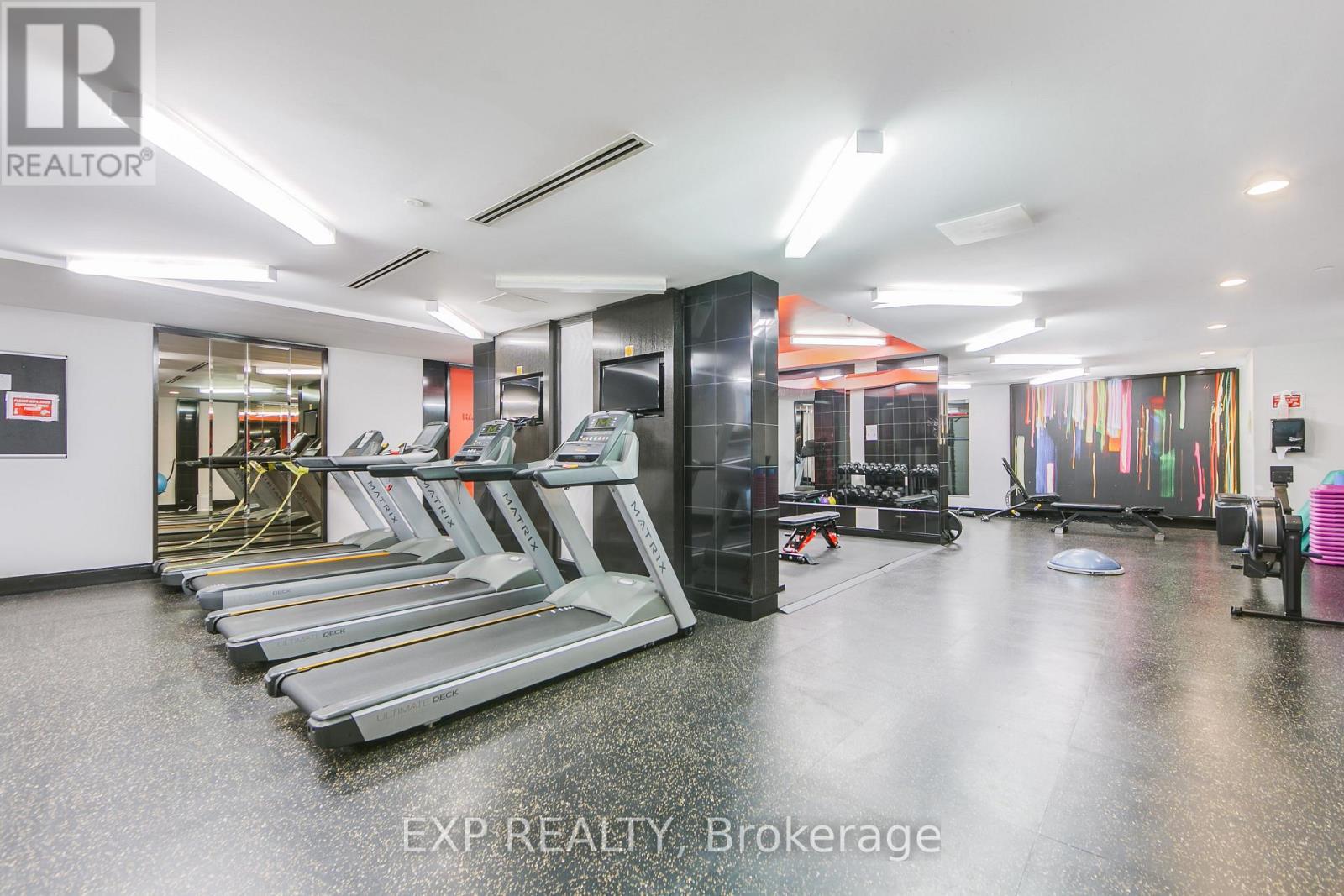 225 - 1190 Dundas Street E, Toronto, ON - Indoor Photo Showing Gym Room