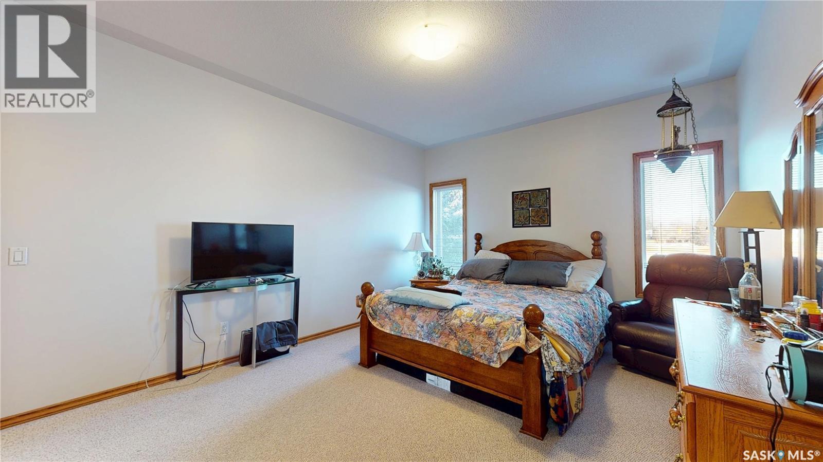 11330 Wascana Meadows, Regina, SK - Indoor Photo Showing Bedroom