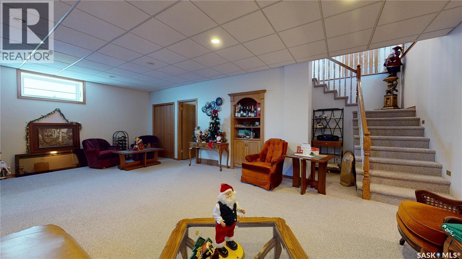 11330 Wascana Meadows, Regina, SK - Indoor