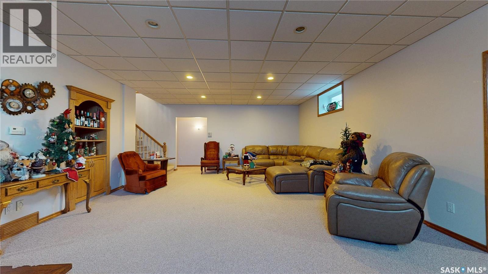 11330 Wascana Meadows, Regina, SK - Indoor