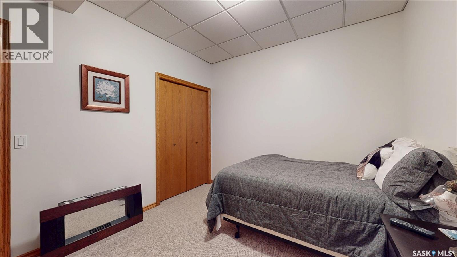 11330 Wascana Meadows, Regina, SK - Indoor Photo Showing Bedroom