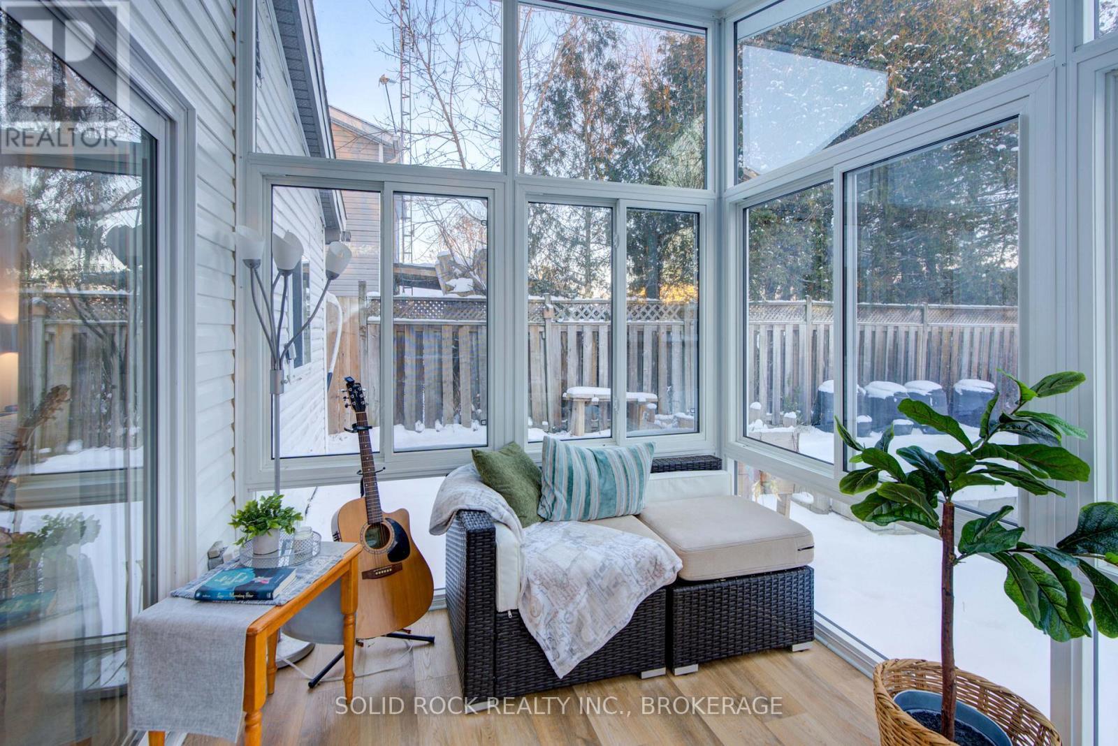 20 Maccauley Street, Kingston (Rideau), ON - Indoor