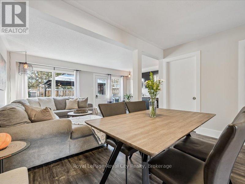 The interior has all been painted this fall. - 41 - 121 Bagot Street, Guelph (Junction/Onward Willow), ON - Indoor