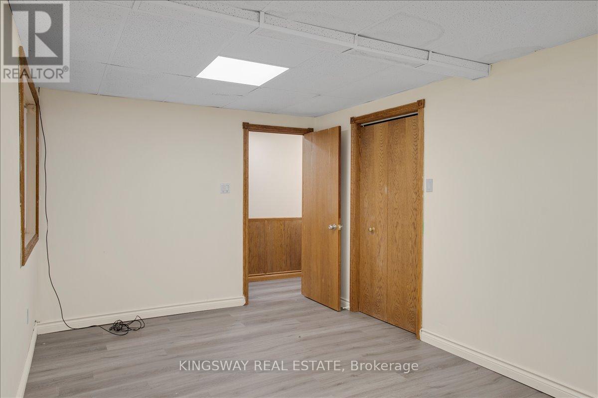 (Lower) - 26 Cynthia Crescent, Richmond Hill, ON - Indoor