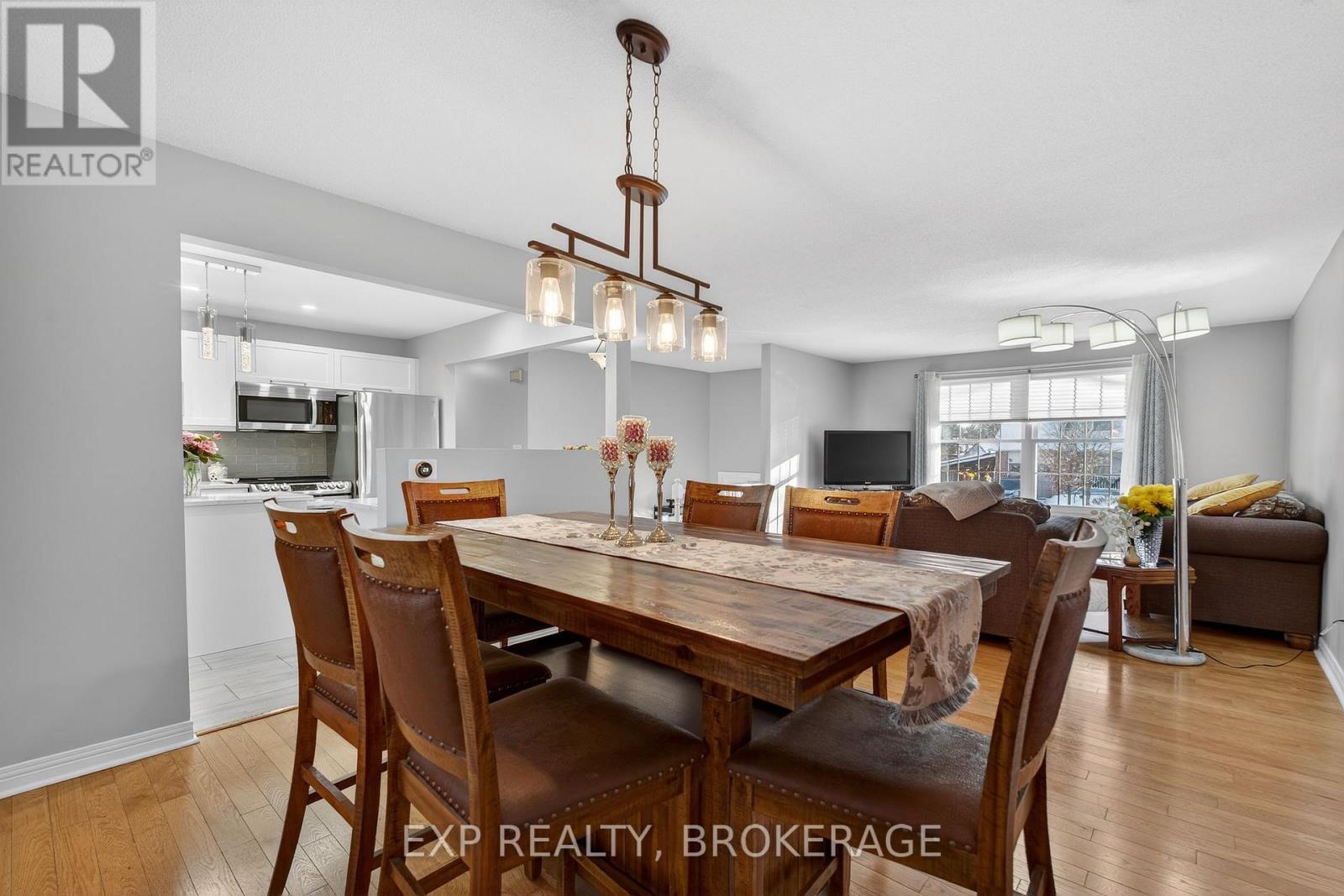1048 Bauder Crescent, Kingston (North Of Taylor-Kidd Blvd), ON - Indoor Photo Showing Dining Room