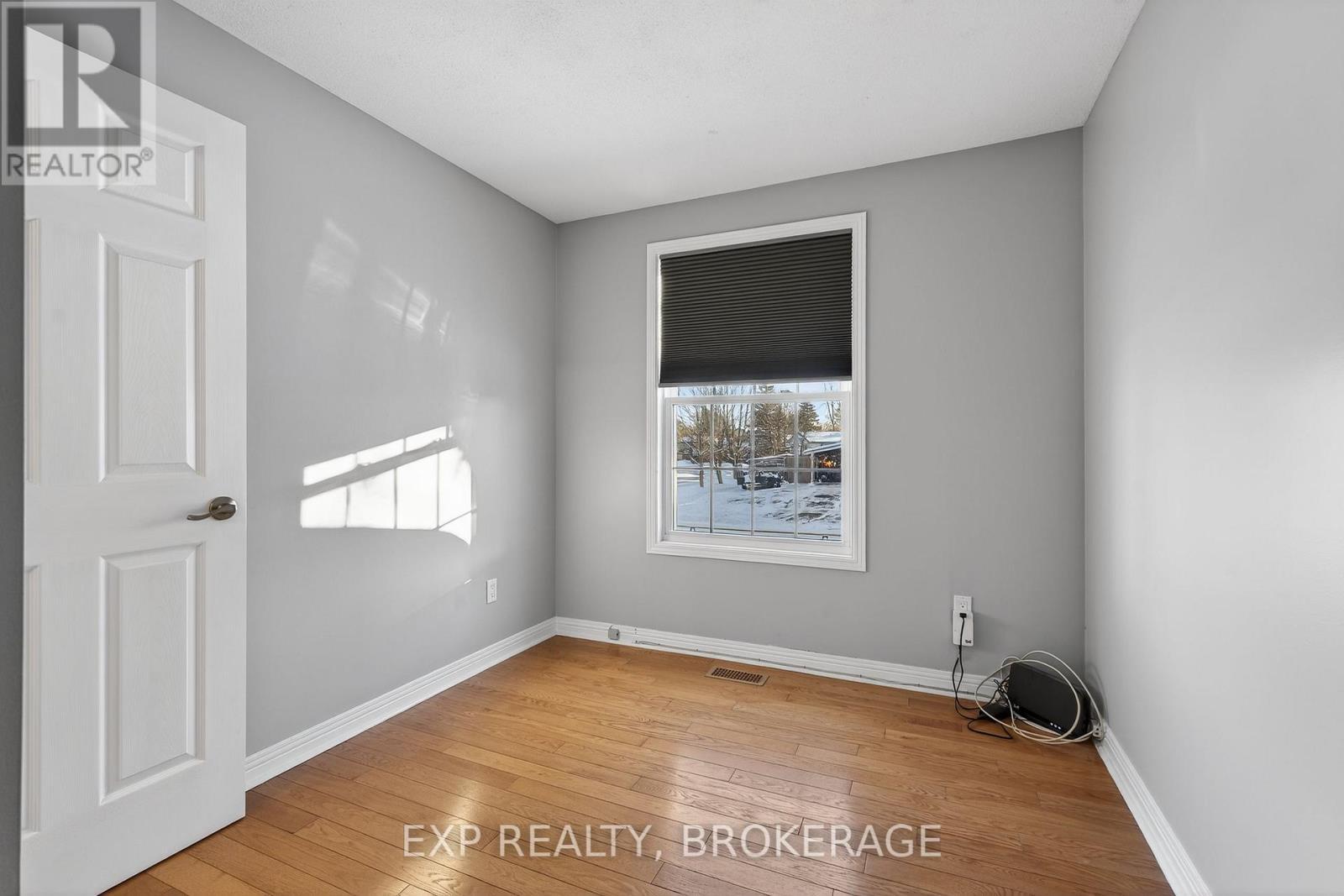1048 Bauder Crescent, Kingston (North Of Taylor-Kidd Blvd), ON - Indoor Photo Showing Other Room