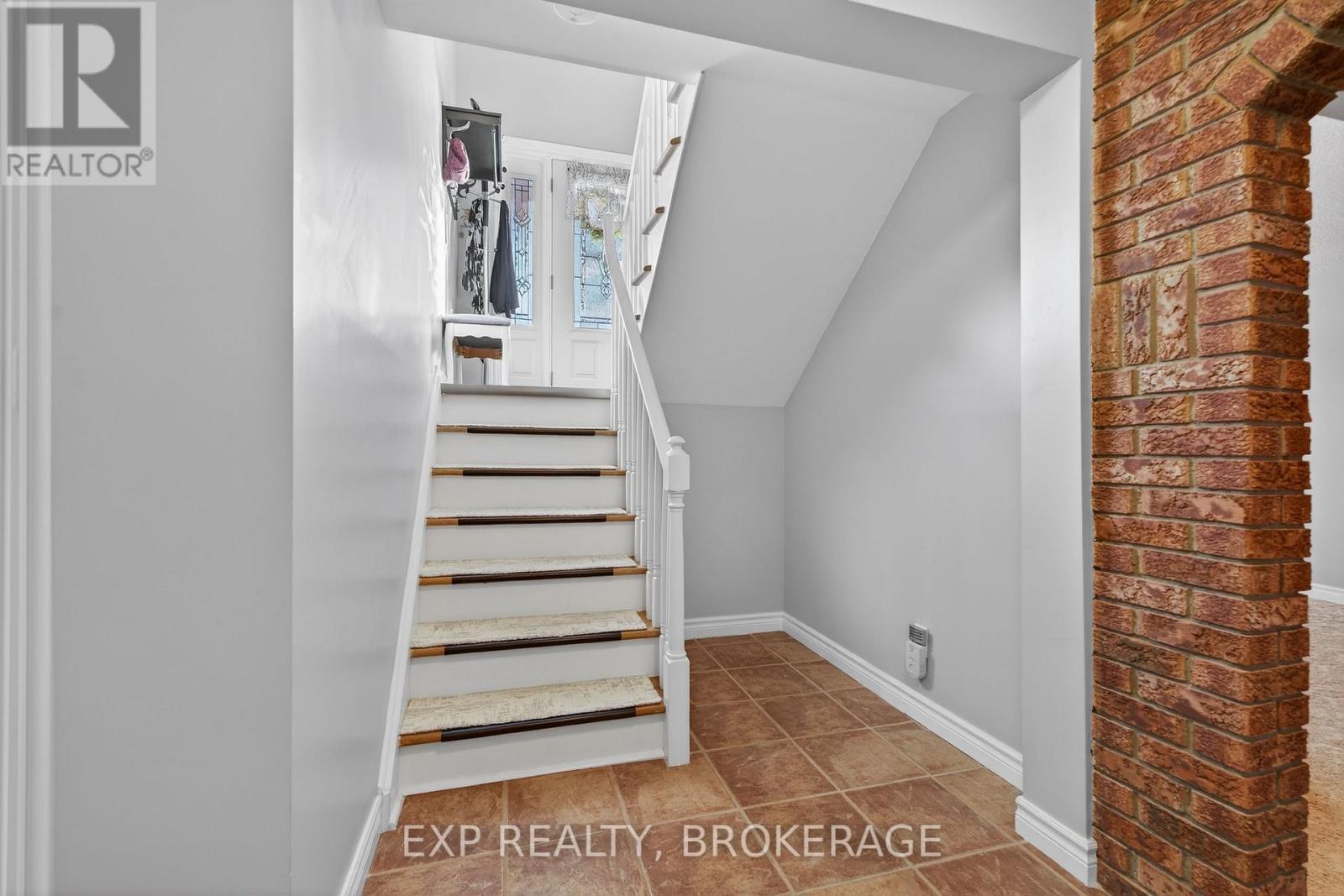 1048 Bauder Crescent, Kingston (North Of Taylor-Kidd Blvd), ON - Indoor Photo Showing Other Room