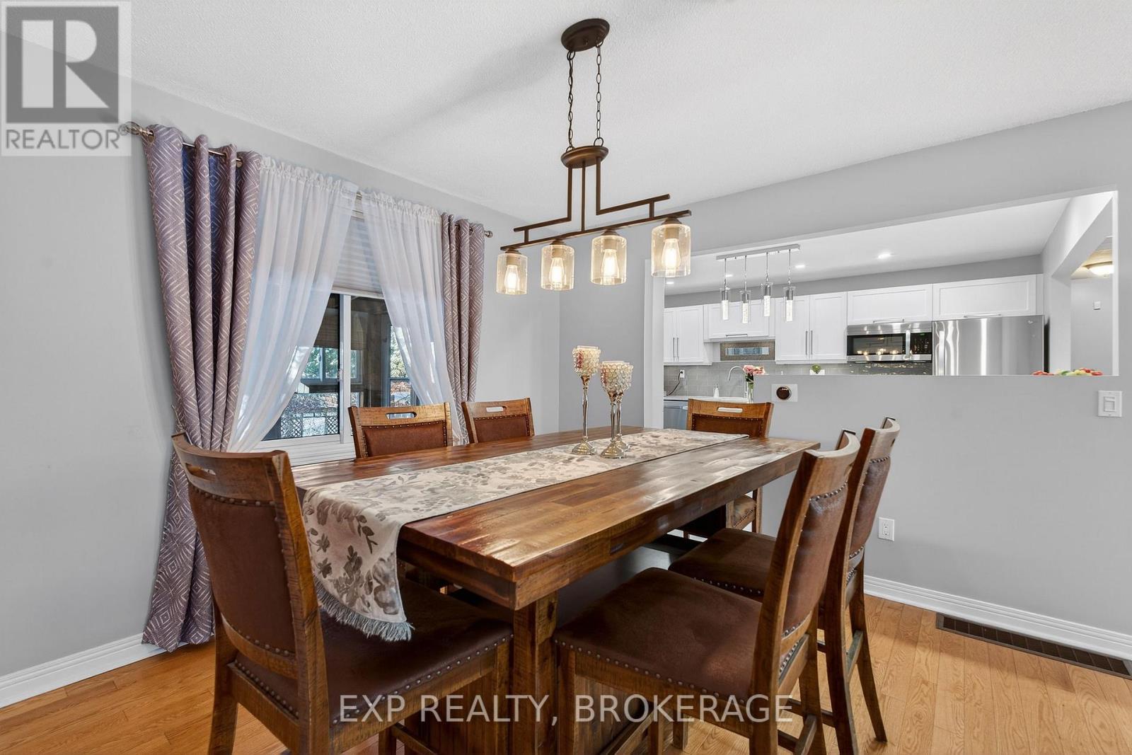 1048 Bauder Crescent, Kingston (North Of Taylor-Kidd Blvd), ON - Indoor Photo Showing Dining Room