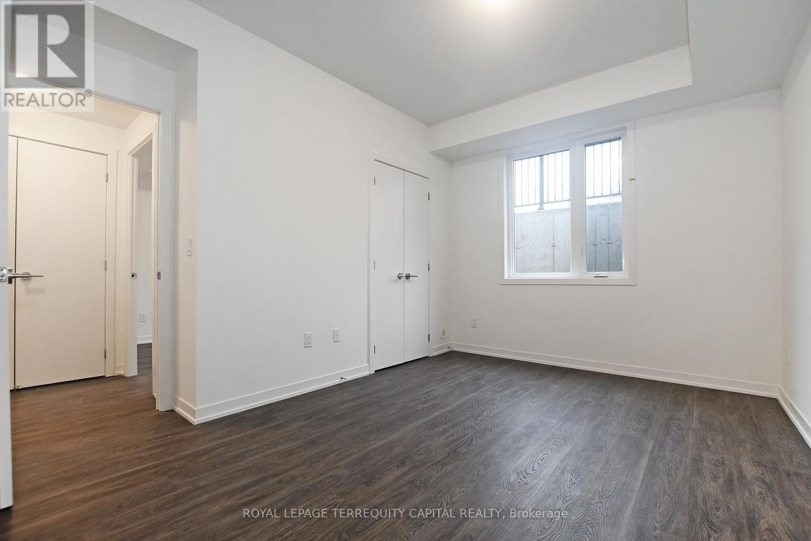 Th 309 - 6 Steckley House Lane, Richmond Hill, ON - Indoor Photo Showing Other Room