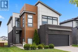 2054 WATEROAK DRIVE London North (North S), ON N6G 5B4