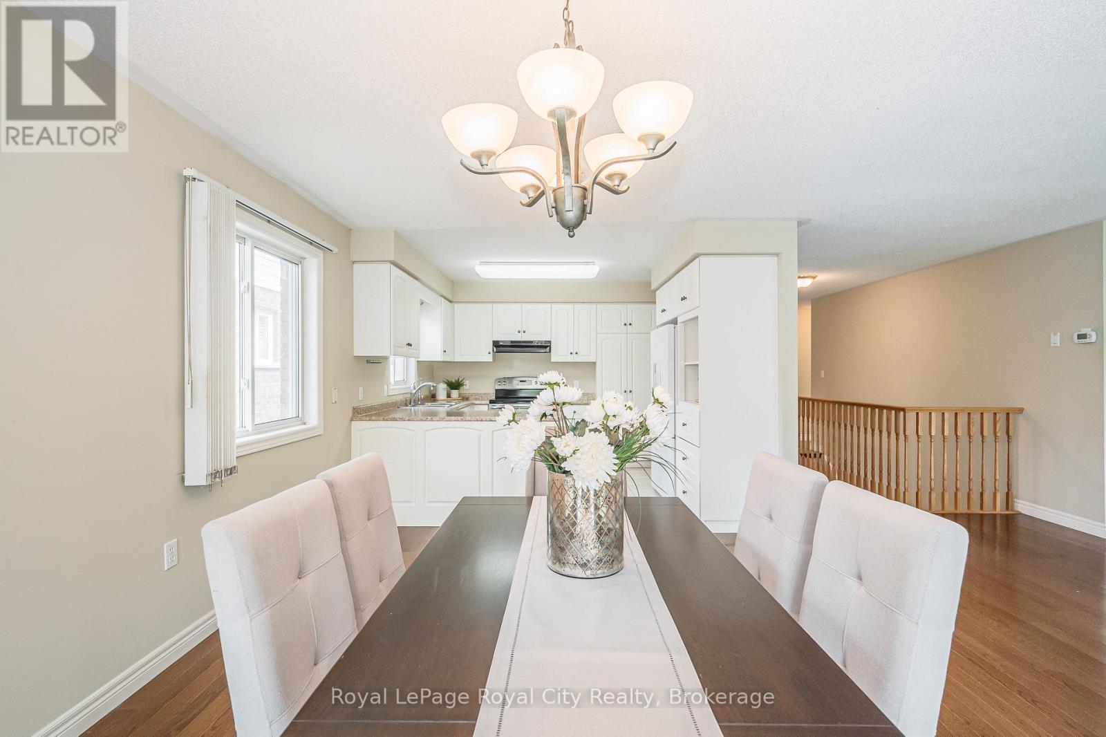 24 Beechlawn Boulevard, Guelph (Village By The Arboretum), ON - Indoor Photo Showing Dining Room