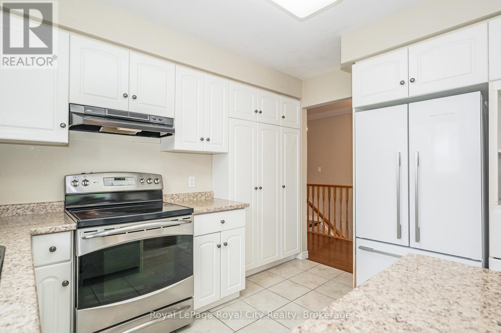 24 Beechlawn Boulevard, Guelph (Village By The Arboretum), ON - Indoor Photo Showing Kitchen