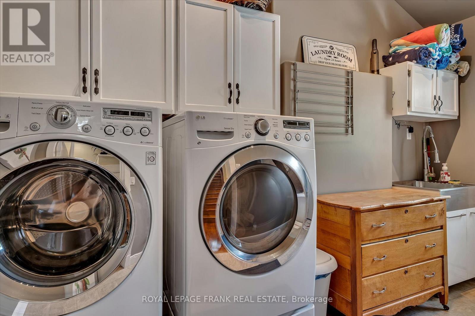 1898 Lakehurst Road, Trent Lakes, ON - Indoor Photo Showing Laundry Room