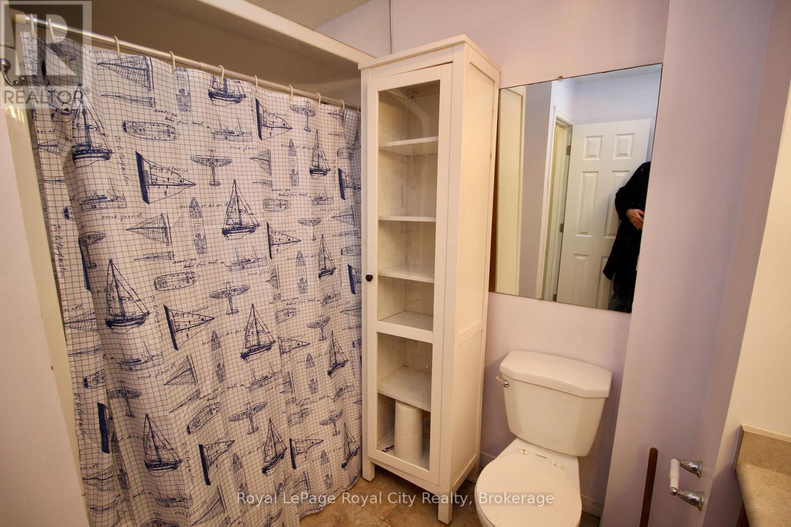 28 Harpur Drive, Northern Bruce Peninsula, ON - Indoor Photo Showing Bathroom