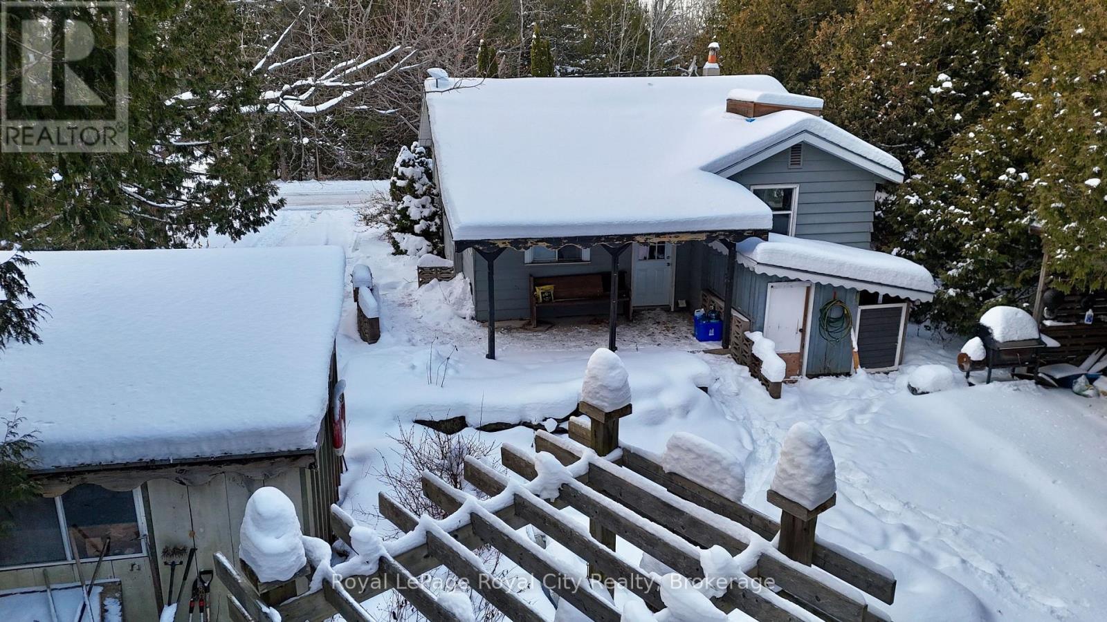 28 Harpur Drive, Northern Bruce Peninsula, ON - Outdoor