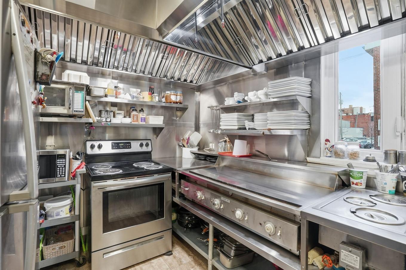 Cuisine - 579 Av. Notre-Dame, Saint-Lambert, QC