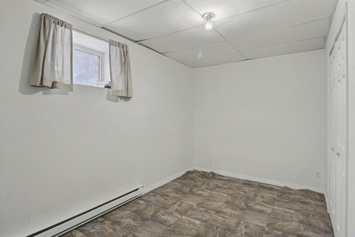 Bedroom - 16 4E Avenue E., Rouyn-Noranda, QC - Indoor Photo Showing Other Room