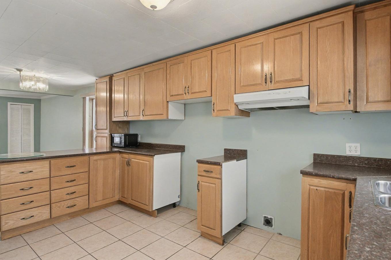 Kitchen - 16 4E Avenue E., Rouyn-Noranda, QC - Indoor