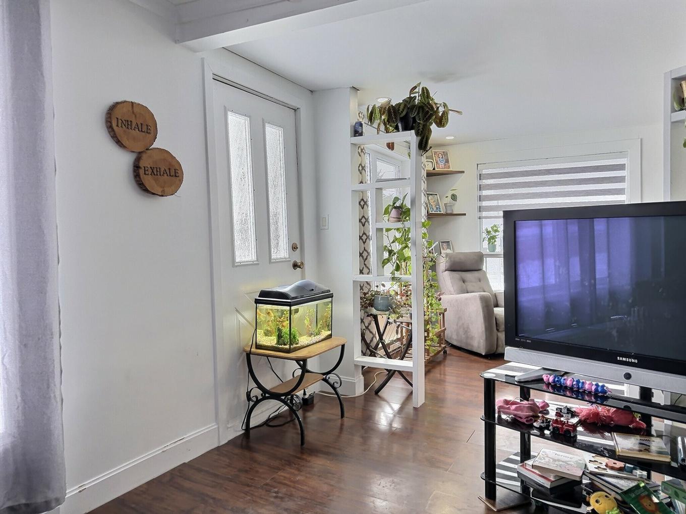 Salon - 23 Rue Principale S., Béarn, QC - Indoor Photo Showing Other Room