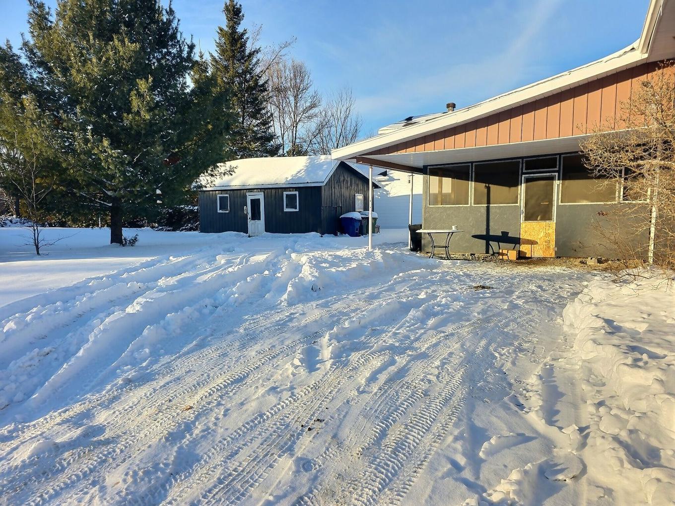 Vue d'ensemble - 23 Rue Principale S., Béarn, QC - Outdoor