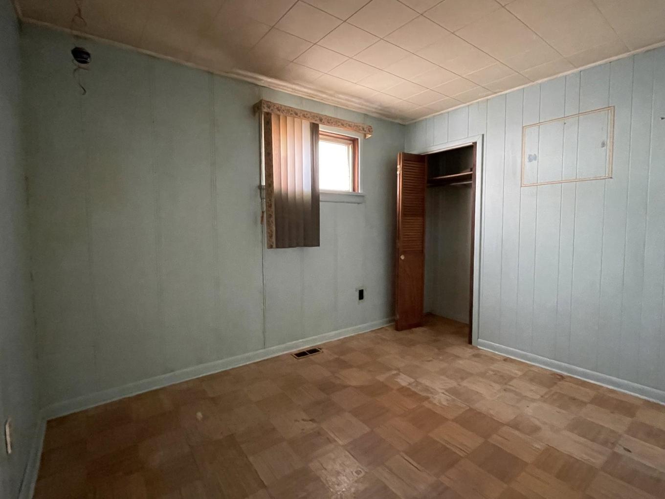 20 Primrose Street, Thunder Bay, ON - Indoor Photo Showing Other Room