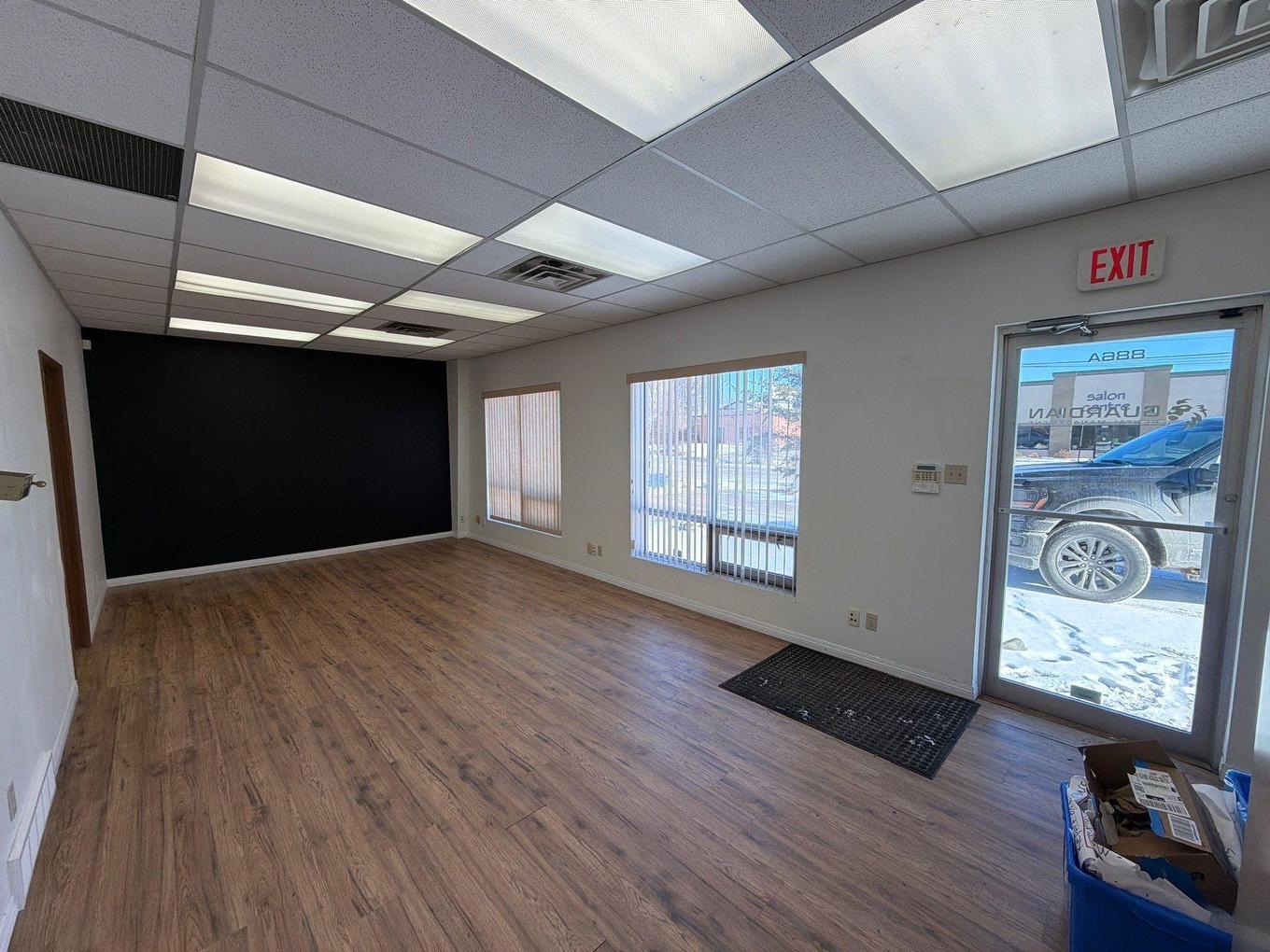 A 886 Alloy Place, Thunder Bay, ON