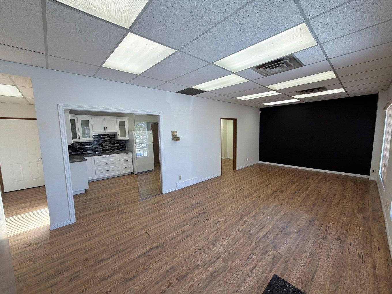 A 886 Alloy Place, Thunder Bay, ON