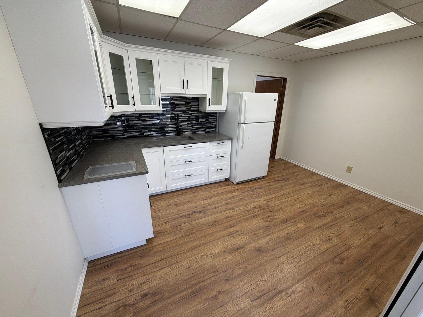 A 886 Alloy Place, Thunder Bay, ON