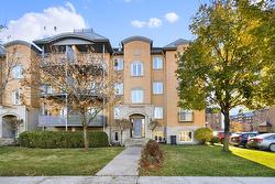 101-6535 Boul. Chevrier Brossard, QC J4Z 3T9
